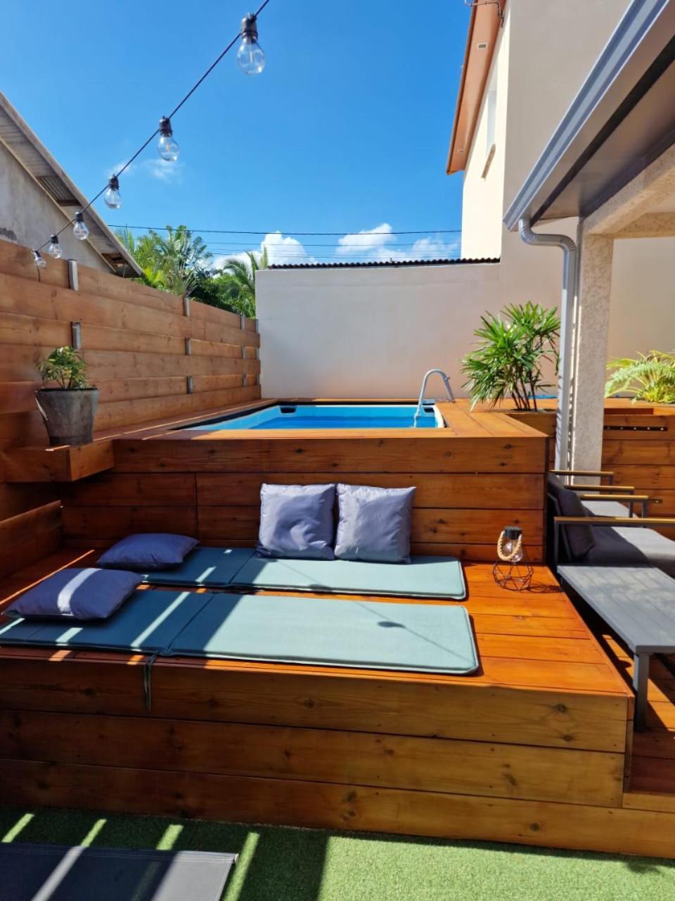 La Villa Day **** Les Cocos Экстерьер фото