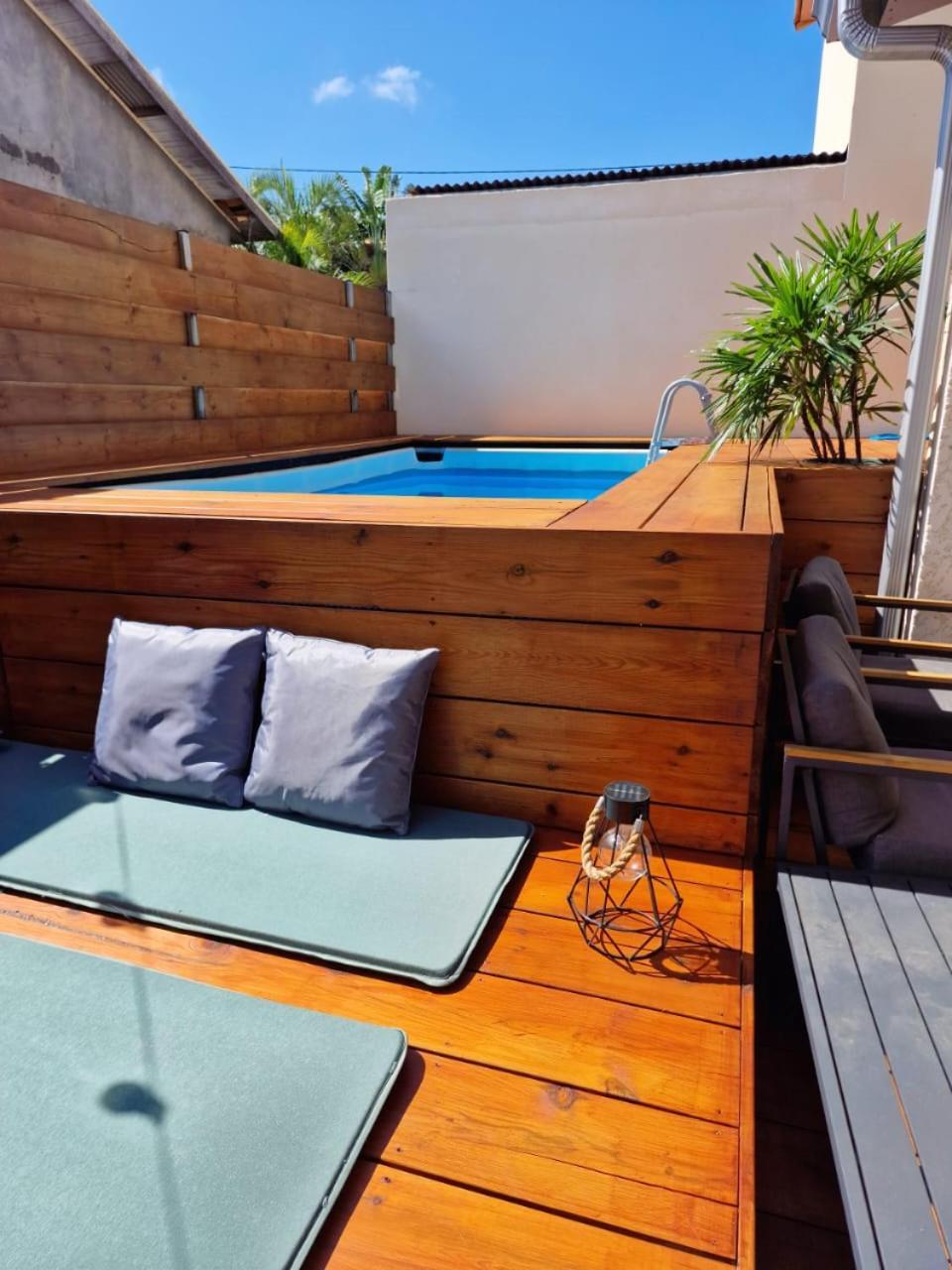 La Villa Day **** Les Cocos Экстерьер фото